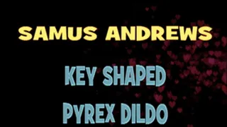 Samus Andrews Gets Off With Key Shaped Toy! - X 480