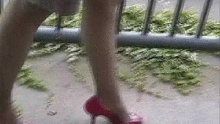 Red peep toes ~ heel crush shoeplay and shoe loss ~ One shoe walk