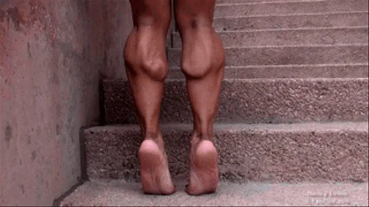 Nancy Barefeet Calf Flex On The Stairs Hi Res