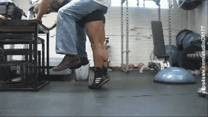 Brenda Gym Workout Donkey Calf Raises