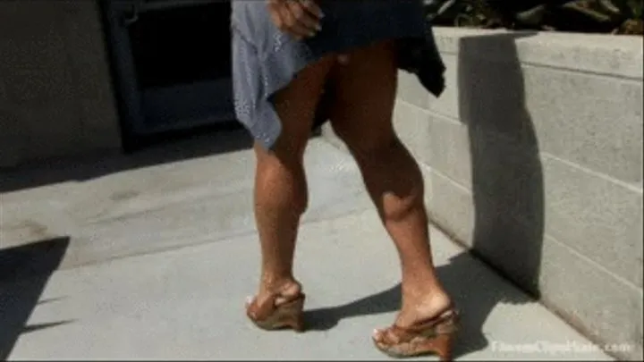 Jennifer Muscular Calves On Venice Beach Heels Hi Res