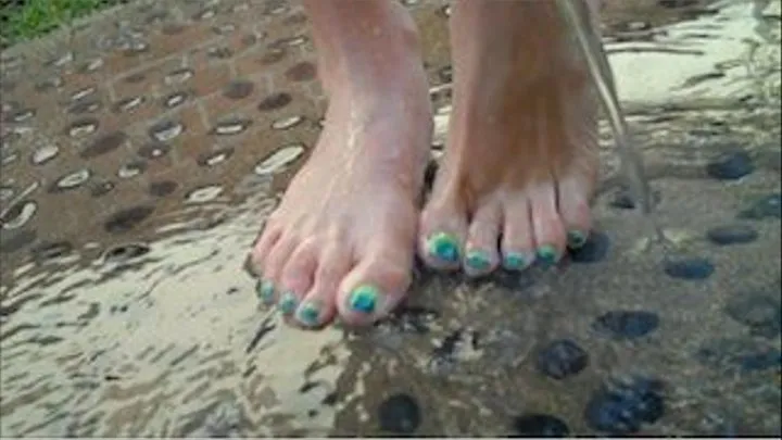 Water Hose & Amber's Toes