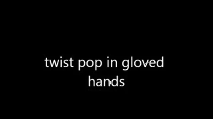 BUBBLE WRAP POP IN LEATHER GLOVES