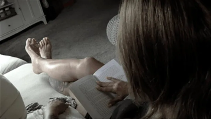 Check Out My Feet As I Read - Full Movie