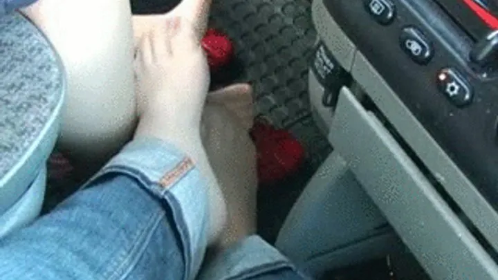 DRIVERS FEET FOOTSIE G