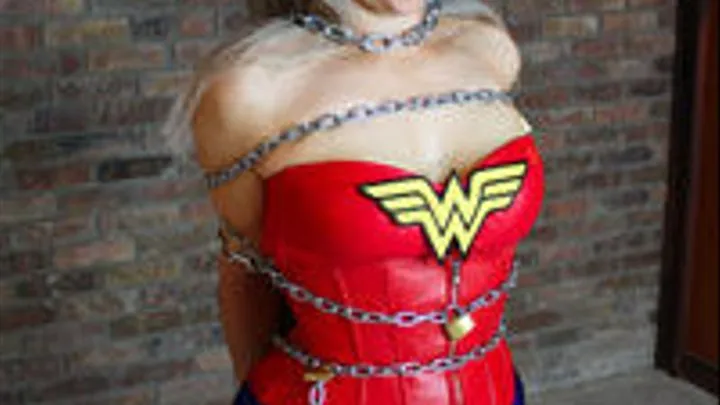 Wonder Woman Chained in the Lair! #1141