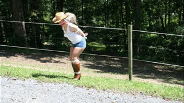 ss695 - Cowgirl Sandra in Trouble!