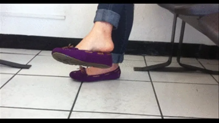 Moccasins barefoot with jeans at the pharmacy