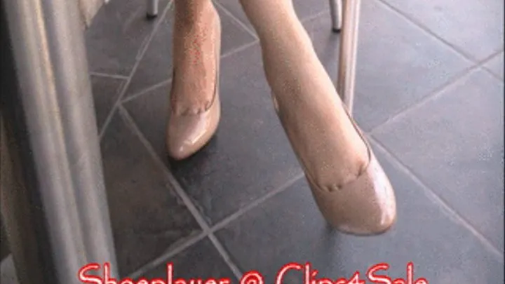 New nude patent high heels barefoot under the table ~ front 4