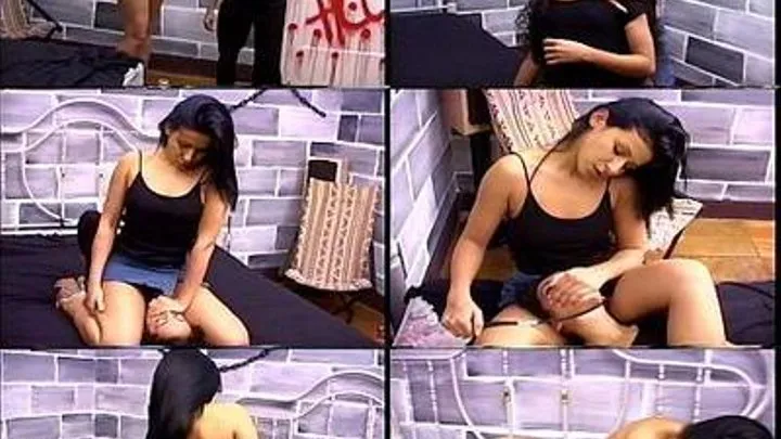 HANDSMOTHER IN A DWARF - MISTRESS LARISSA VARGAS - MF 2002 - FULL VERSION