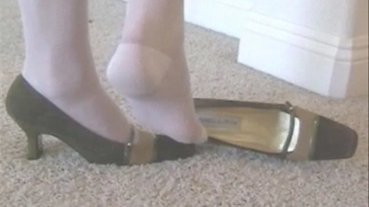 New brown high heels & white RHT stockings - Part 1 of 3