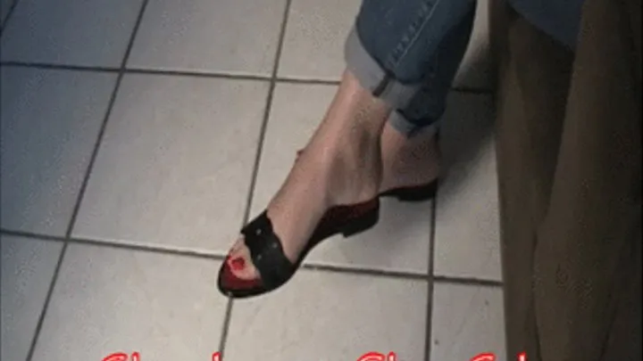 Sandals, toes and a cumshot