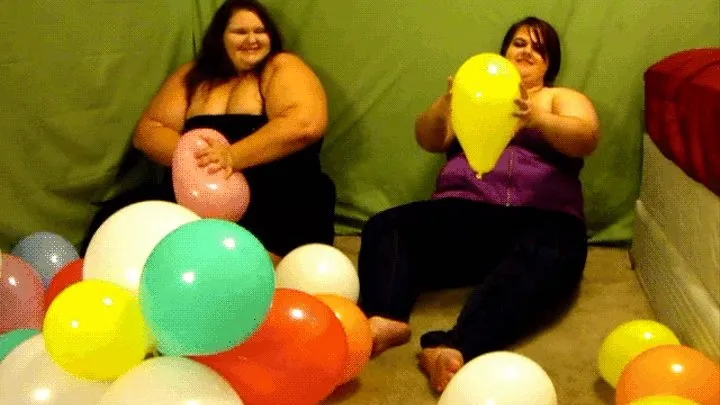 Popping Over 30 Balloons ---- (4 Minutes Free)