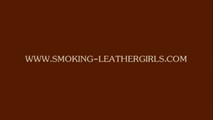 Smoking Leathergirls
