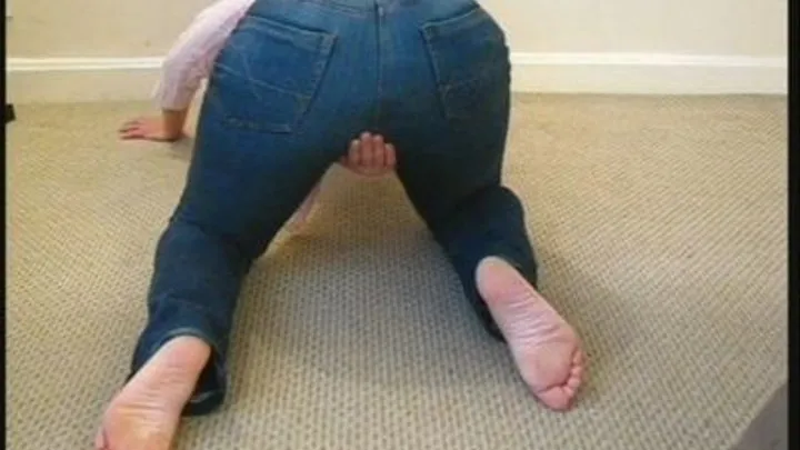 Non stop cunt kicking in jeans