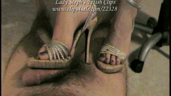 Heel and Play Purple Footjob