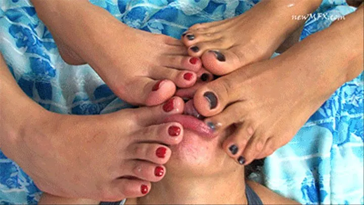 Worshipping two goddesses's feet - Clip 04 ## NewMfx 2014