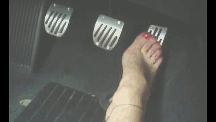 very fast barefoot driving on the motorway1