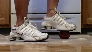 Nike Shox apple crush