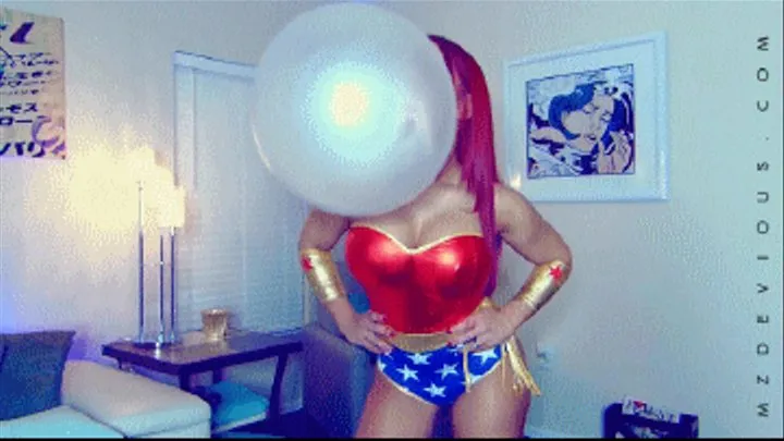 Wonder Woman Bubble Gum Battle