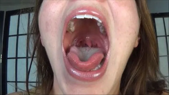 Lela lips, teeth, mouth