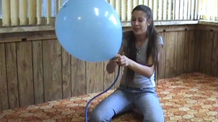 Samantha: fun with a big balloon