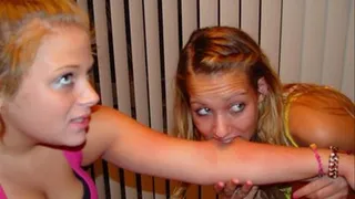 Lexi bites Jay