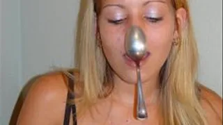 lexi spoon on her nose