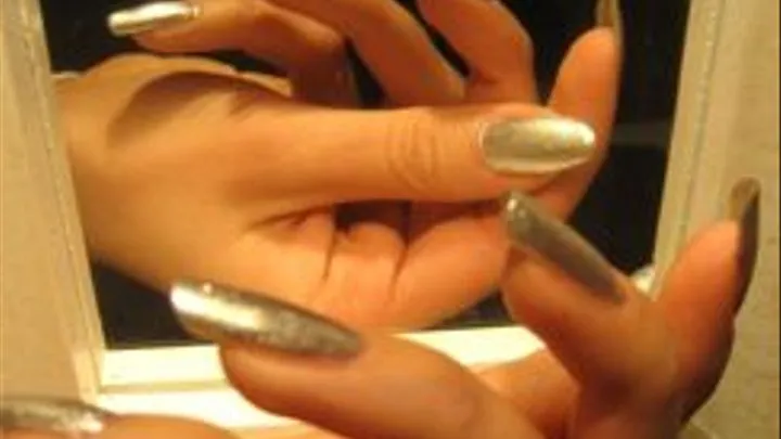 SILVER Nails