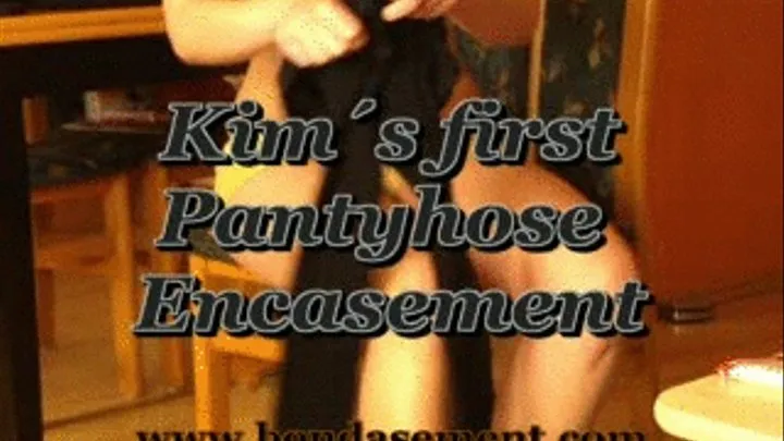 Kim´s first Pantyhose Encasement