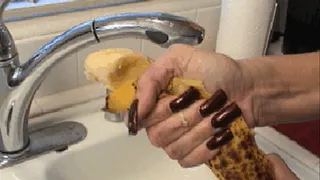 A BANANA CUMS - WMV - BEST QUALITY