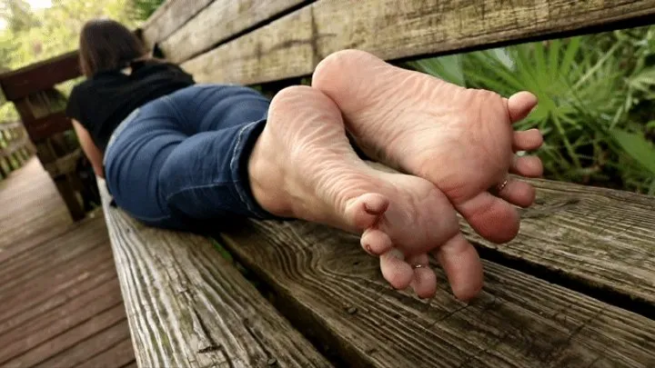 My Pretty Feet 8 Wrinkly Soles!