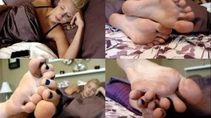 Big, Sexy Feet in Bed!