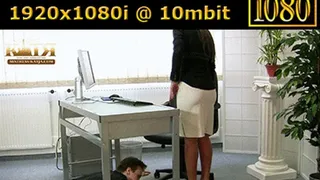 14-008 - Hand Crushing and Foot Domination (WMV - High Definition)