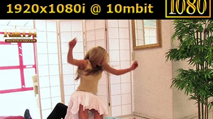 19-006 - Butt Drops & Jumping Trampling (WMV - High Definition)