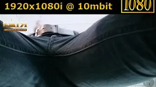 10-011 - Your face = my seat (WMV - High Definition)