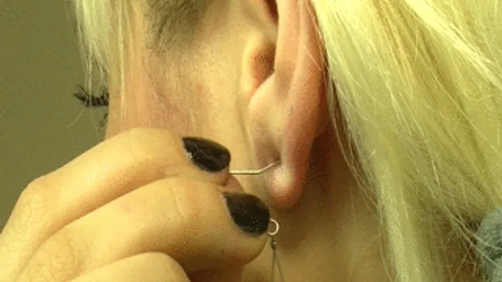 ear - n - EARRINGS PUTTING ON CLOSE UPS