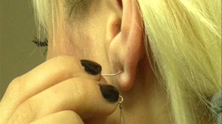 ear - n - EARRINGS PUTTING ON CLOSE UPS