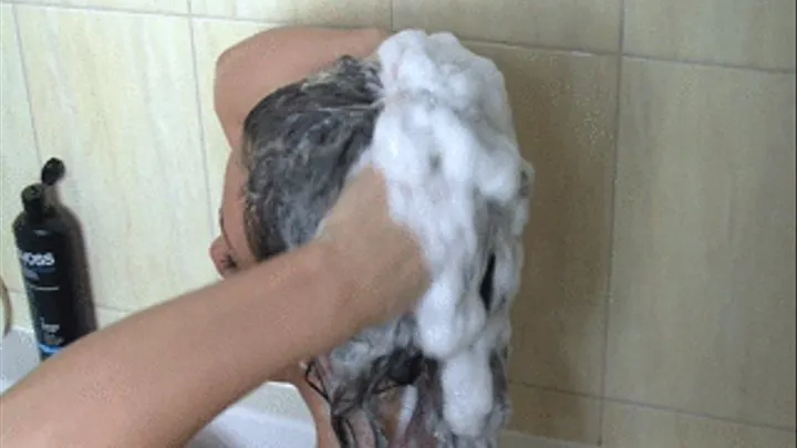 hair - ls - SYLWIA WILL WASH HER HAIR FOR YOU