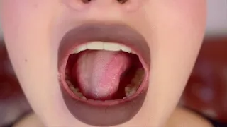 Mouth Fetish - Mouth Tour Around Tongue Of Khaleesi Daenerys