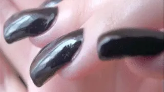 fnf - mw - BLACK FINGER NAILS CLOSE UP