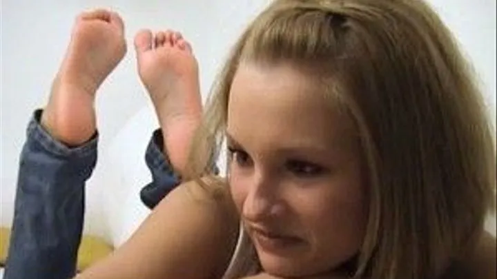 Best Foot fetish movie for you m000336