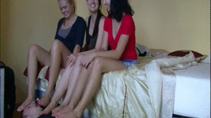 3 Girls - Worship 3 Girls Feet - C