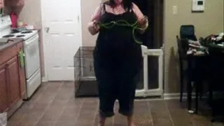 SSBBW Kellie Kay Jumps Rope!