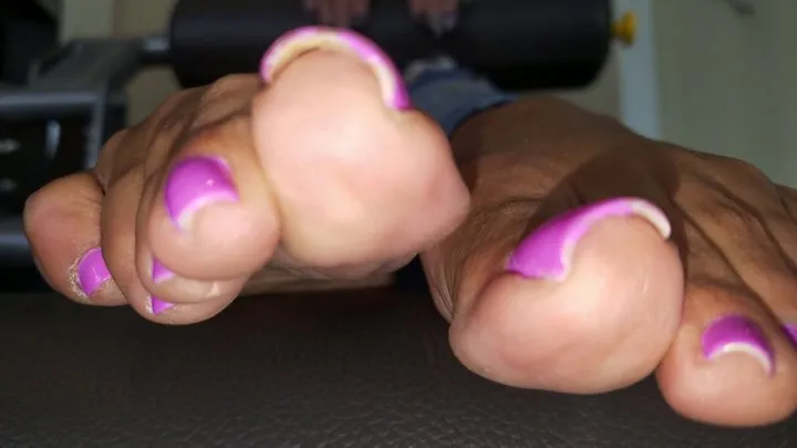 Candy is Back! and she is in the gym with her long pretty toes!