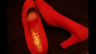 CANDITOESS IN RED...WORKING THAT KNOB IN RED HEELS!!! BRAND NEW 2011 FOOTAGE