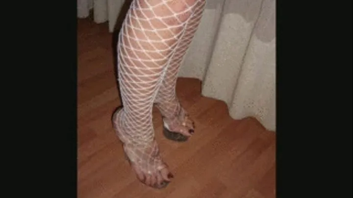 red painted toes in fishnets