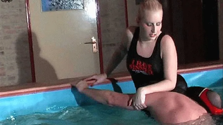 Pool Wrestling - 3