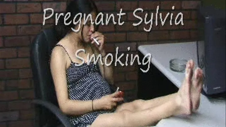 Pregnant Sylvia Smoking Quicktime