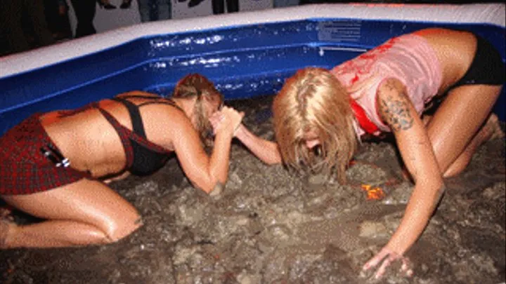 LF 10 clip Jannine vs Carina live mud wrestling hi